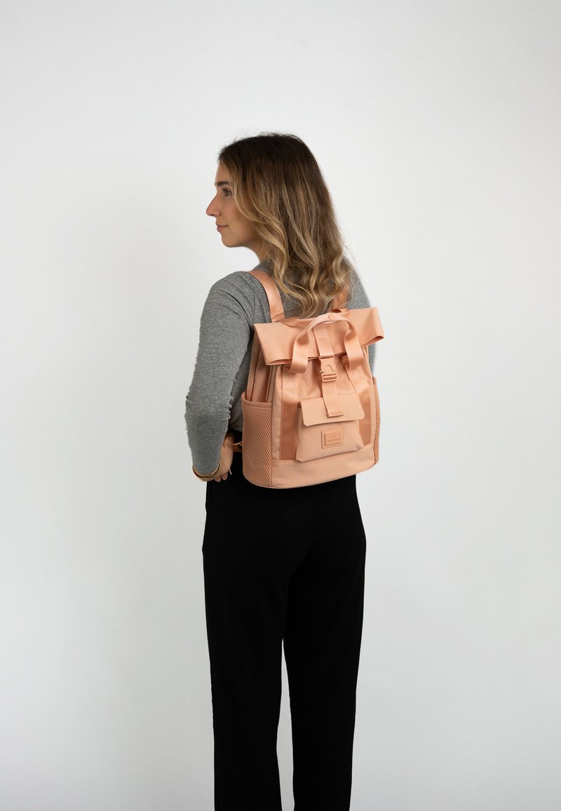 Johnny Urban JULES UNISEX - Hátizsák - peach