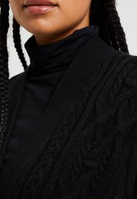 WE Fashion Chaqueta de punto - black