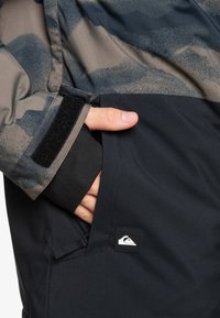 Quiksilver MISSION - Skidjacka - cqp