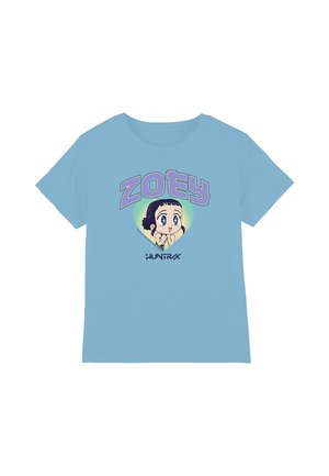 KPOP DEMON HUNTERS - HUNTRIX ZOEY COLLEGIC - Print T-shirt - light blue