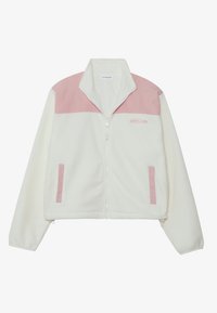 Valkoinen fleecetakki, jossa on vaaleanpunainen olkapaneeli, vaaleanpunaisin reunoin varustetut taskut ja vetoketjullinen edessä, korkealla kauluksella ja pienellä logolla rinnassa.