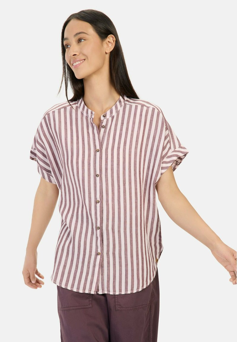 Korte mouw button-up shirt in lichtpaars met witte strepen, met een mandarijnkraag en een ronde zoom met een zijsplit.