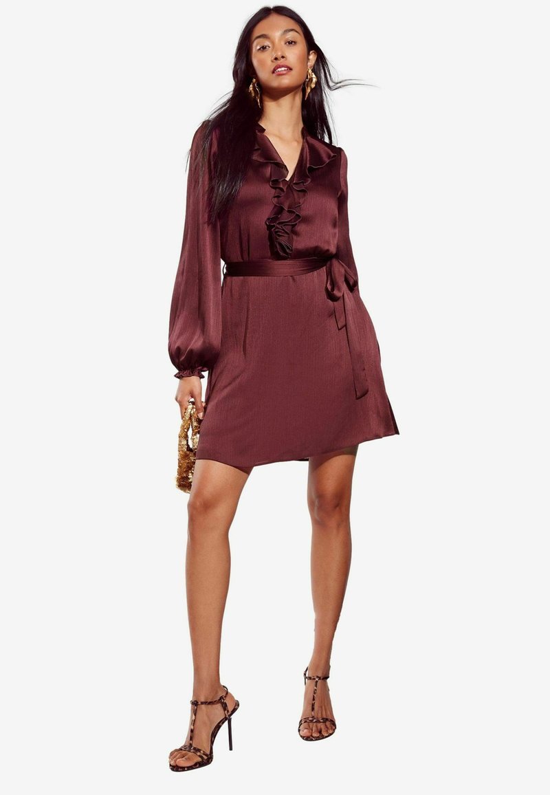 Friends Like These LONG SLEEVE RUFFLE  REGULAR FIT - Denní šaty - red