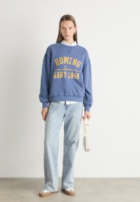 GANT GRAPHIC C-NECK - Sweatshirt - sailor navy