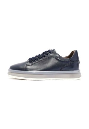 Trainers - dark blue