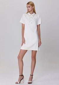 Smart and Joy Robe chemise - blanc