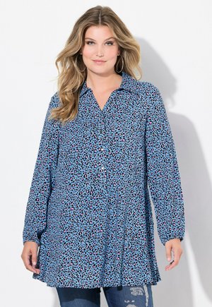 Blaue Leopardenmuster Hemd mit langen Ärmeln und Kragen, mit einem fließenden Design und gefälteltem Detail an der Taille.