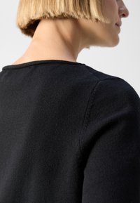Marc O'Polo LONGSLEEVE ROUND NECK - Džemper - black