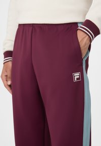 Fila Pantalones deportivos - fig