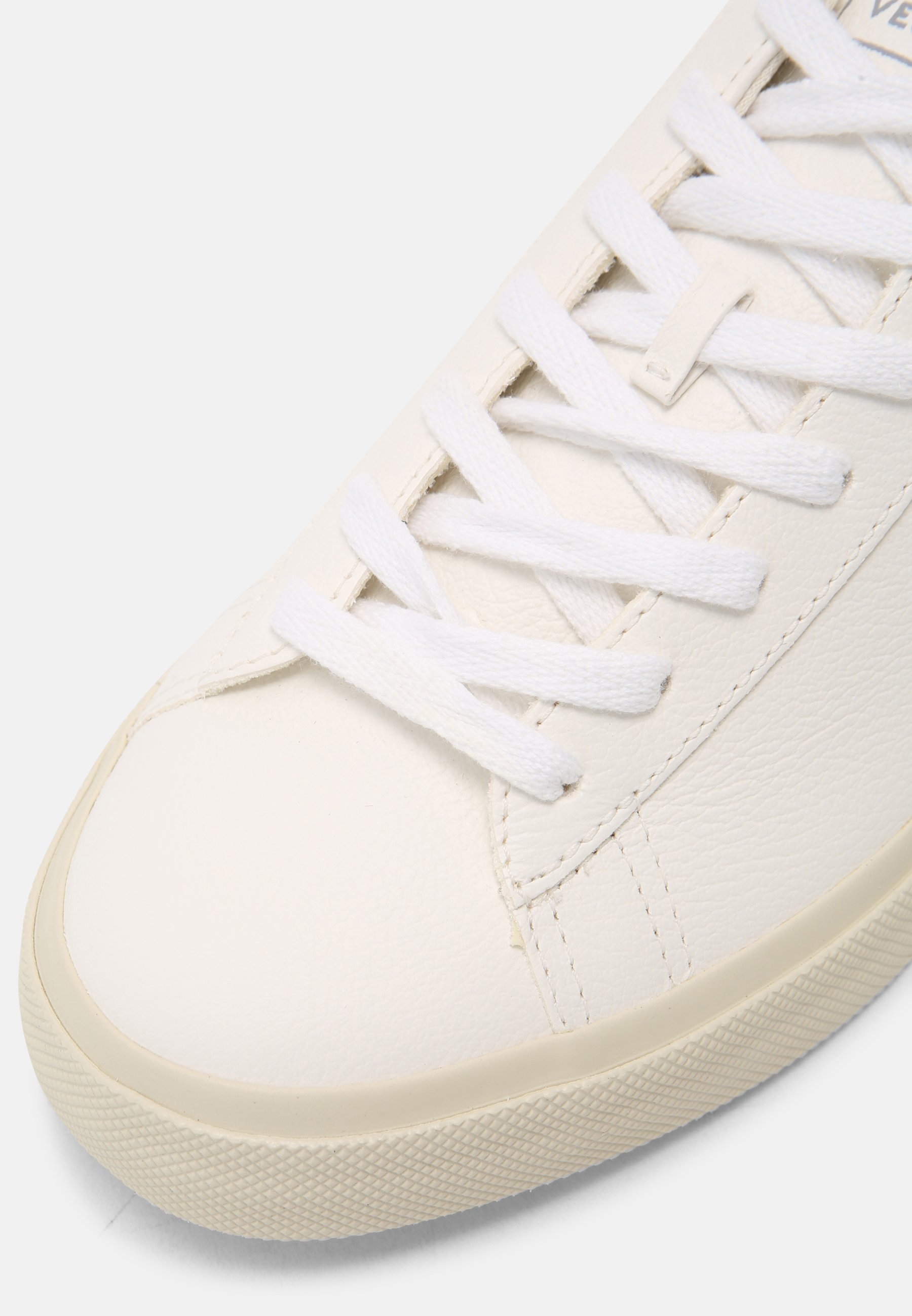 CAMPO CHROMEFREE WHITE KAKI