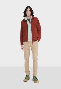 Aigle Fleecejakke - brick red