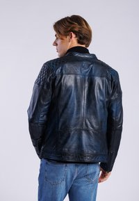 Freaky Nation Chaqueta de cuero - blue black