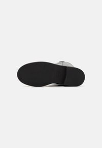 Marc O'Polo Plateaulaarzen - black