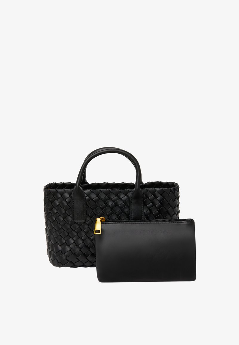 Borsa tote in pelle intrecciata nera con due manici e una piccola pochette nera attaccata con una zip dorata. Texture liscia e design strutturato.