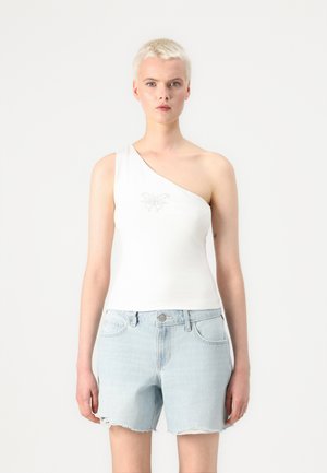 Top - white