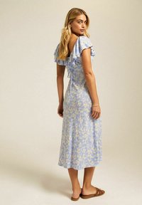 Thumbnail Image 2