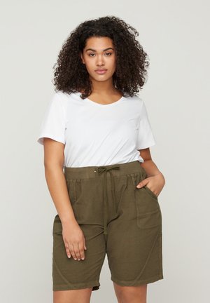 Shorts - ivy green