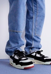 Jordan AIR JORDAN 4 UNISEX - Trainers - sail/black/white/coconut milk/canyon rust