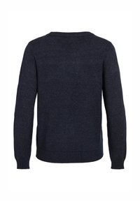 Pull bleu foncé avec un col rond et des manches longues, présentant une texture lisse et des poignets côtelés. Pas de motifs ni d'ornements visibles.
