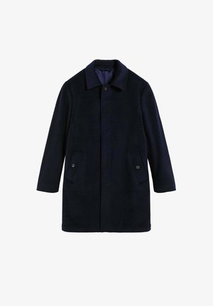 Abrigo de lana azul marino con corte recto, presenta un cuello, cierre de botones en la parte frontal y dos bolsillos con solapa. Textura suave y diseño minimalista.