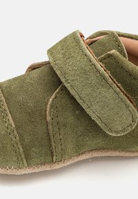 Petit Nord Copenhagen UNISEX - Pantofole - cress