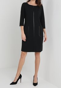 s.Oliver BLACK LABEL Vestido informal - black