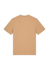 Beige katoenen t-shirt met korte mouwen en een ronde hals, met een eenvoudig ontwerp en een gladde textuur zonder zichtbare graphics of patronen.