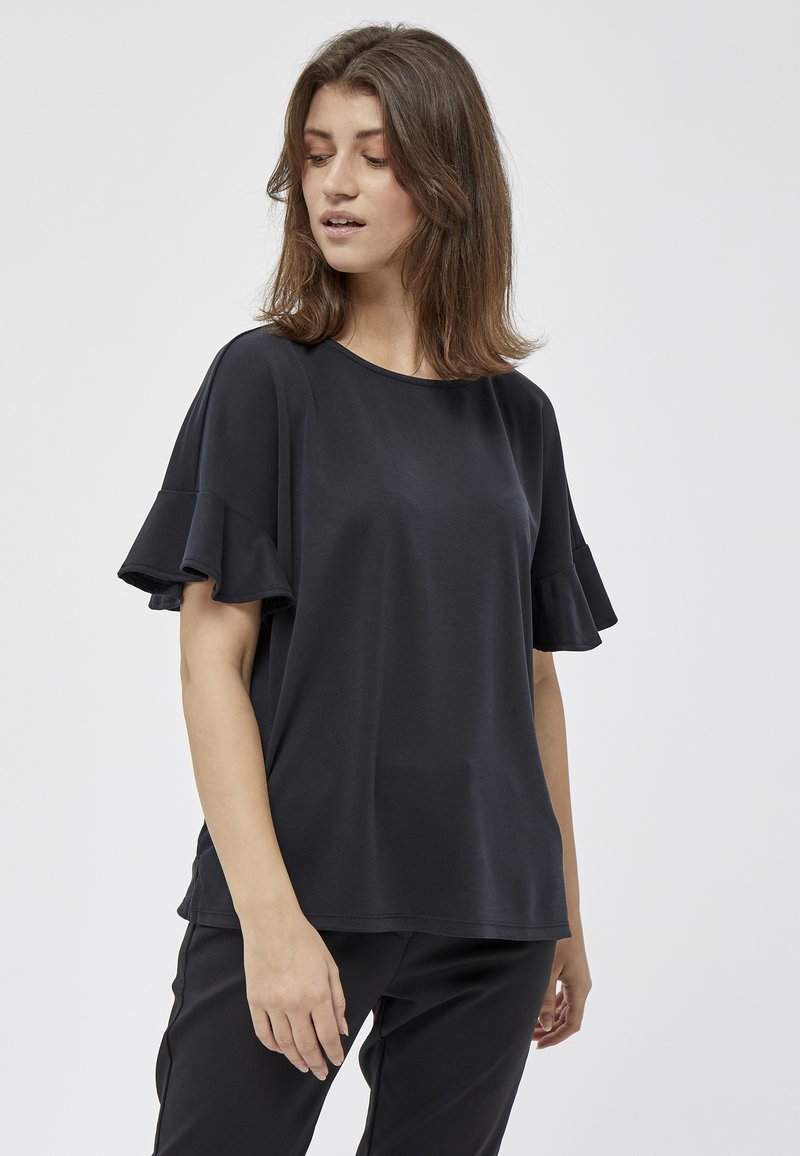 PEPPERCORN - PCREETA - Blus - black, Förstora