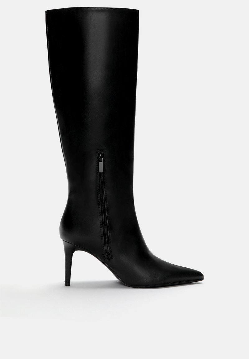 PULL&BEAR - Magassarkú csizmák - black, Nagyítás