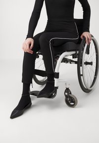 Even&Odd Κολάν - Παντελόνια - black