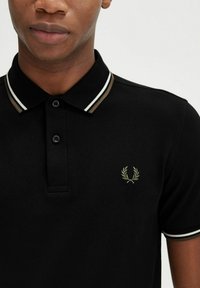 Fred Perry Poloshirt - nero