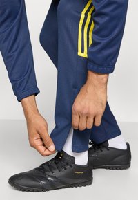 adidas Performance ARSENAL FC LIFESTLYER TRACK PANT - Echipament cluburi fotbal - night indigo