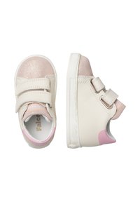 Sneakers per bambini bianchi e rosa con punta glitterata rosa, parte superiore in sintetico beige, doppie cinghie in velcro e suola in gomma testurizzata.