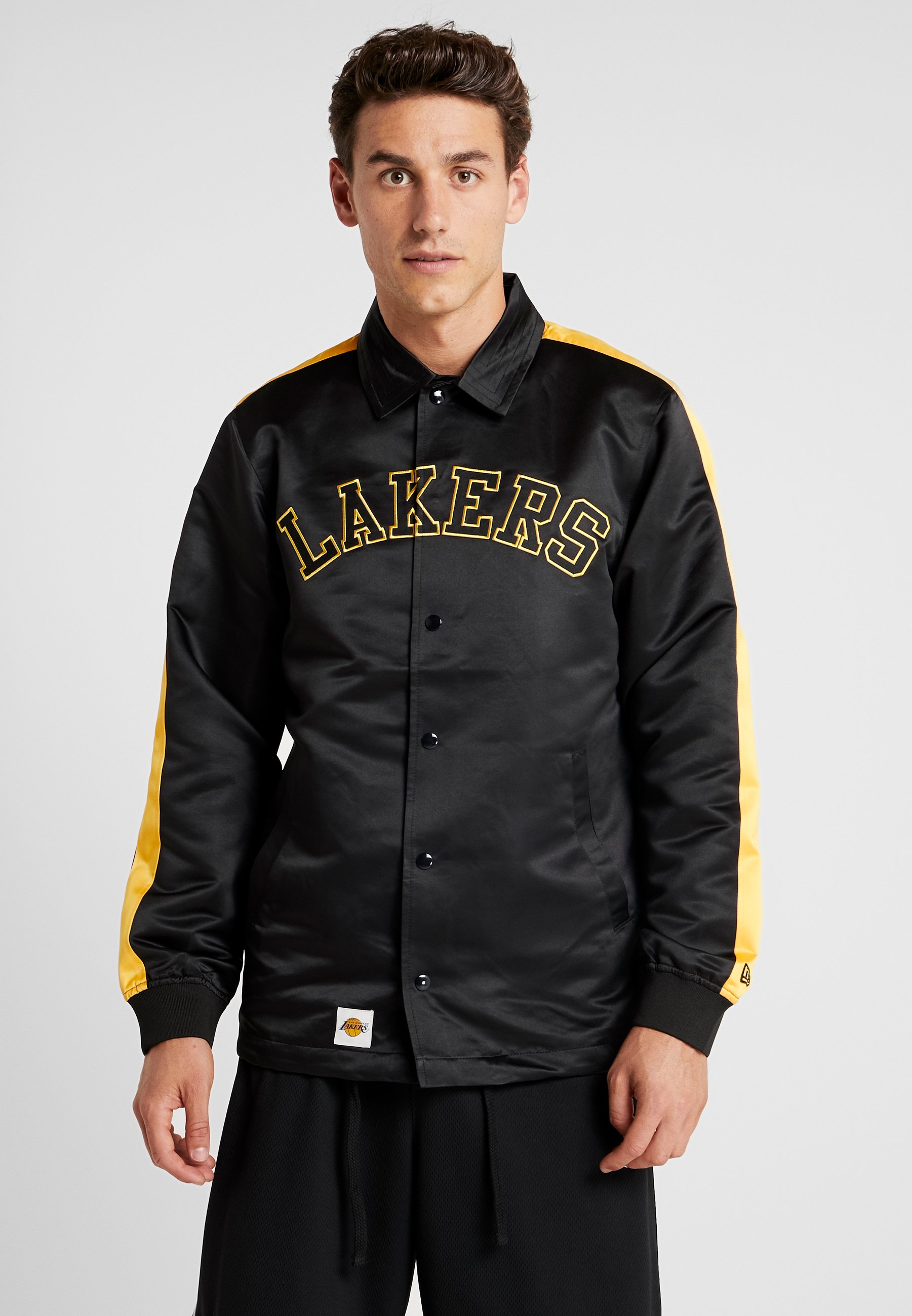 New Era NBA LA LAKERS WORDMARK COACHES JACKET adidas Herren Tan Coach Jacket Jacke: : Sport