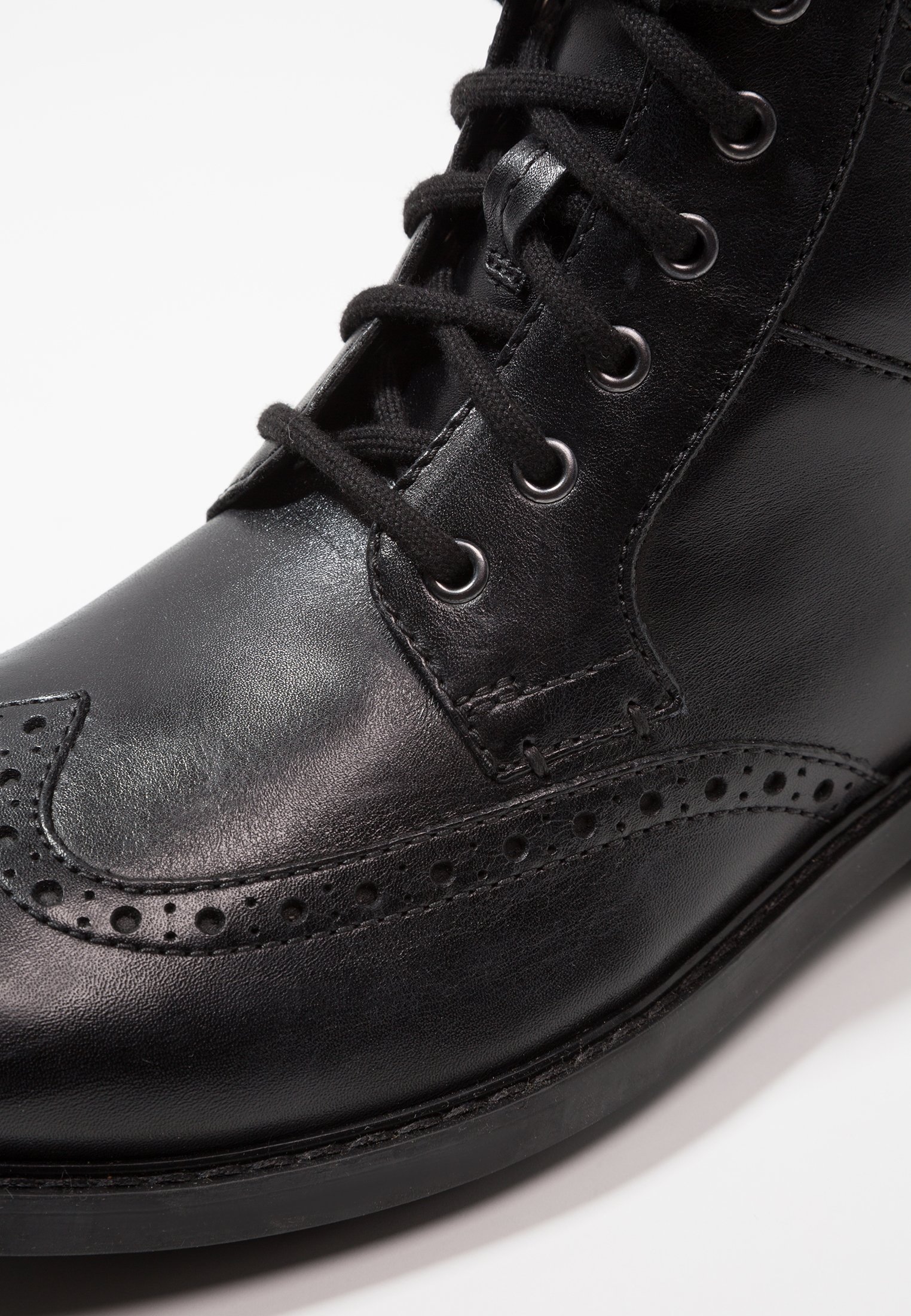 clarks curington rise