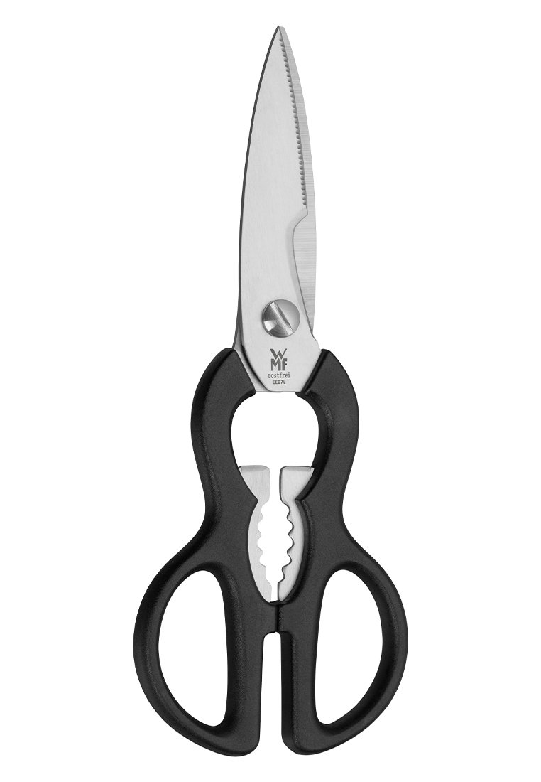 Tijeras de acero inoxidable con borde serrado, mangos de plástico negro y una función integrada de cascanueces. Diseño ergonómico y suave.