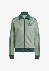 Kijelölve, silver green