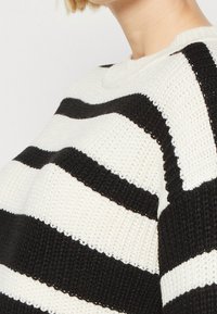 JDY Strickpullover - off-white