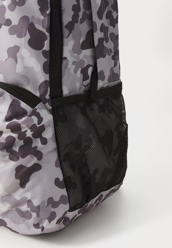 MLB NEW YORK YANKEES STADIUM BACKPACK - Club wear - gray3