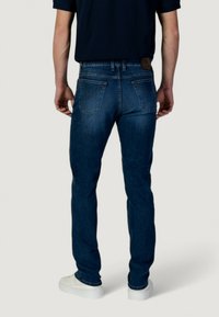 Jeckerson JOHN TOPPA JUPPA Jean slim dark blue denim/bleu
