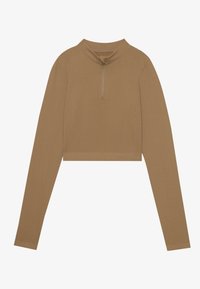 Braunes, kurzes Langarmoberteil mit hohem Kragen und halbem Reißverschluss, gefertigt aus einem glatten, elastischen Stoff mit gerippter Textur.