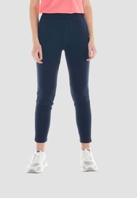 Non sélectionné, navy blue
