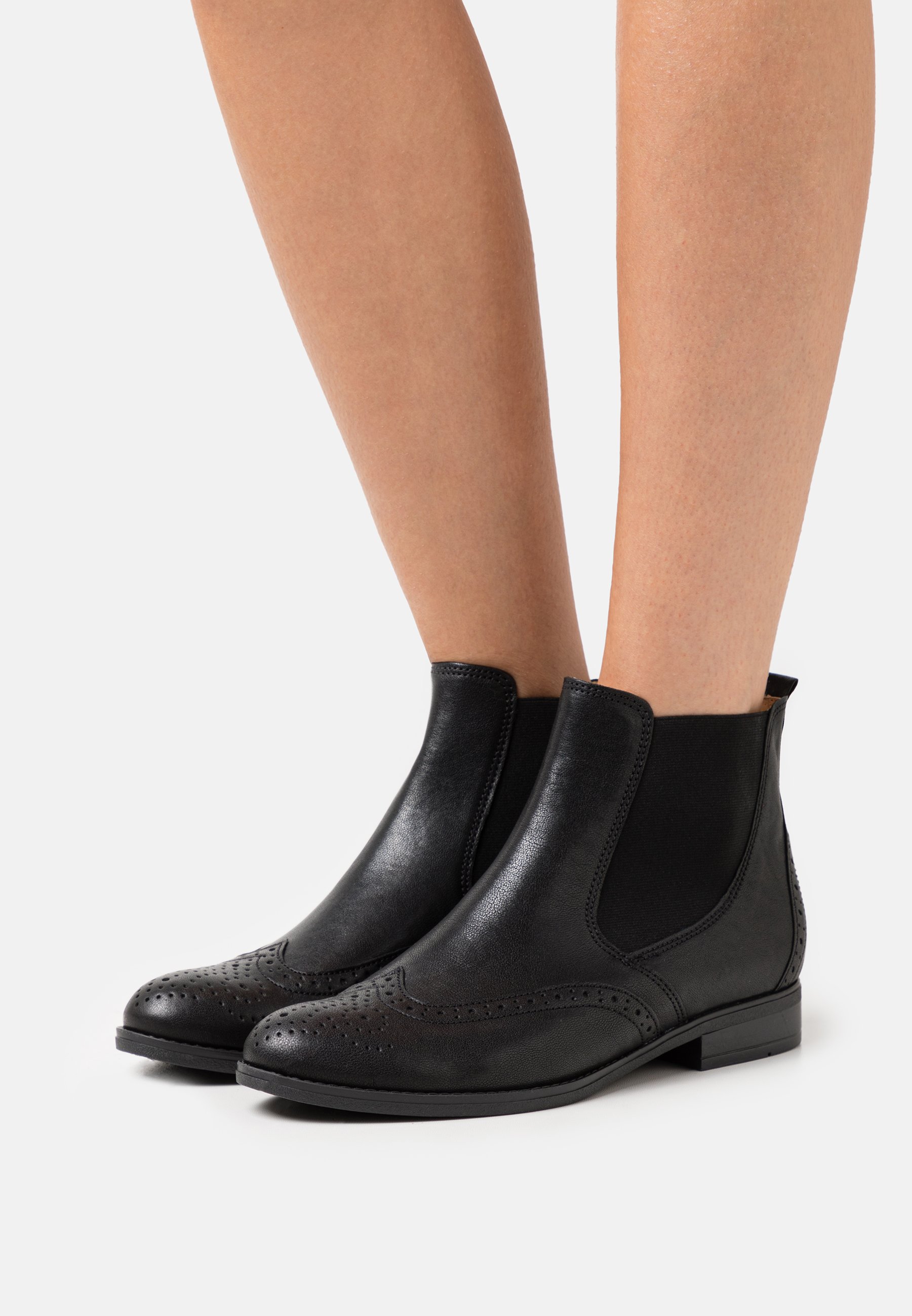 dune quentin boots black