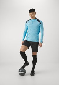 Nike Performance STRIKE DRILL TOP - Hosszú ujjú felső - aquarius blue