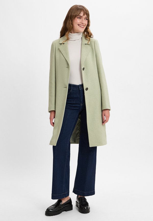 Klassischer Mantel - schilf