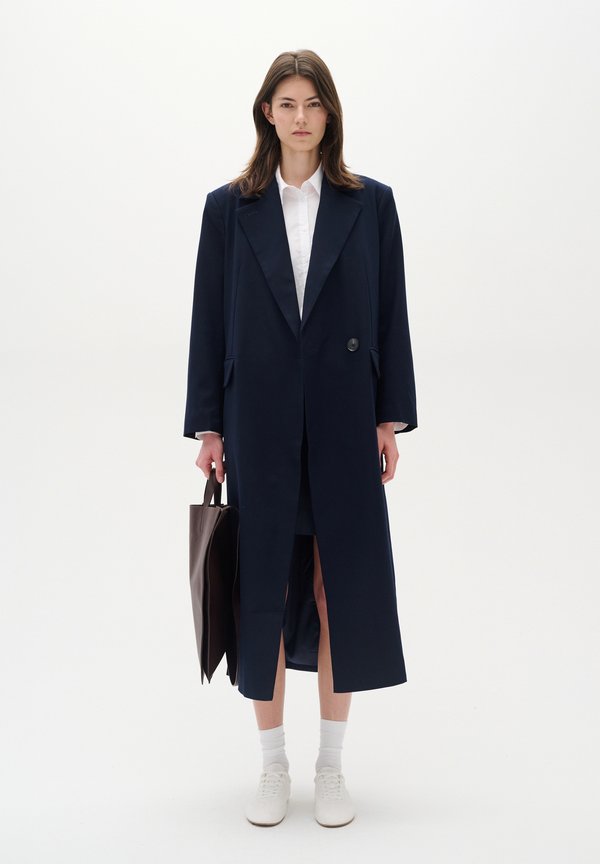 ULRYKA - Klassischer Mantel