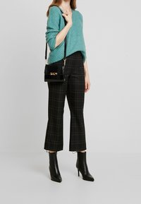 VILA Pullover - blue