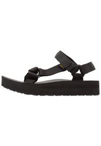 midform black tevas