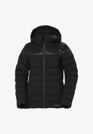 Chaqueta tipo plumas en negro sólido, con secciones acolchadas horizontales, un cuello alto, capucha adjunta y cierre frontal de cremallera.