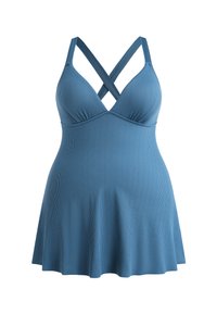 Niebieska kostium kąpielowy z prążkowanego materiału, z rozkloszowanym spódnicą, z krzyżującymi się ramiączkami i dekoltem w kształcie litery V, podkreślający gładką teksturę i jednolity kolor.